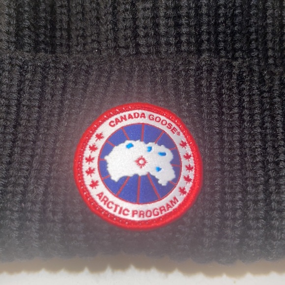 Canada goose beanie - Picture 3 of 8